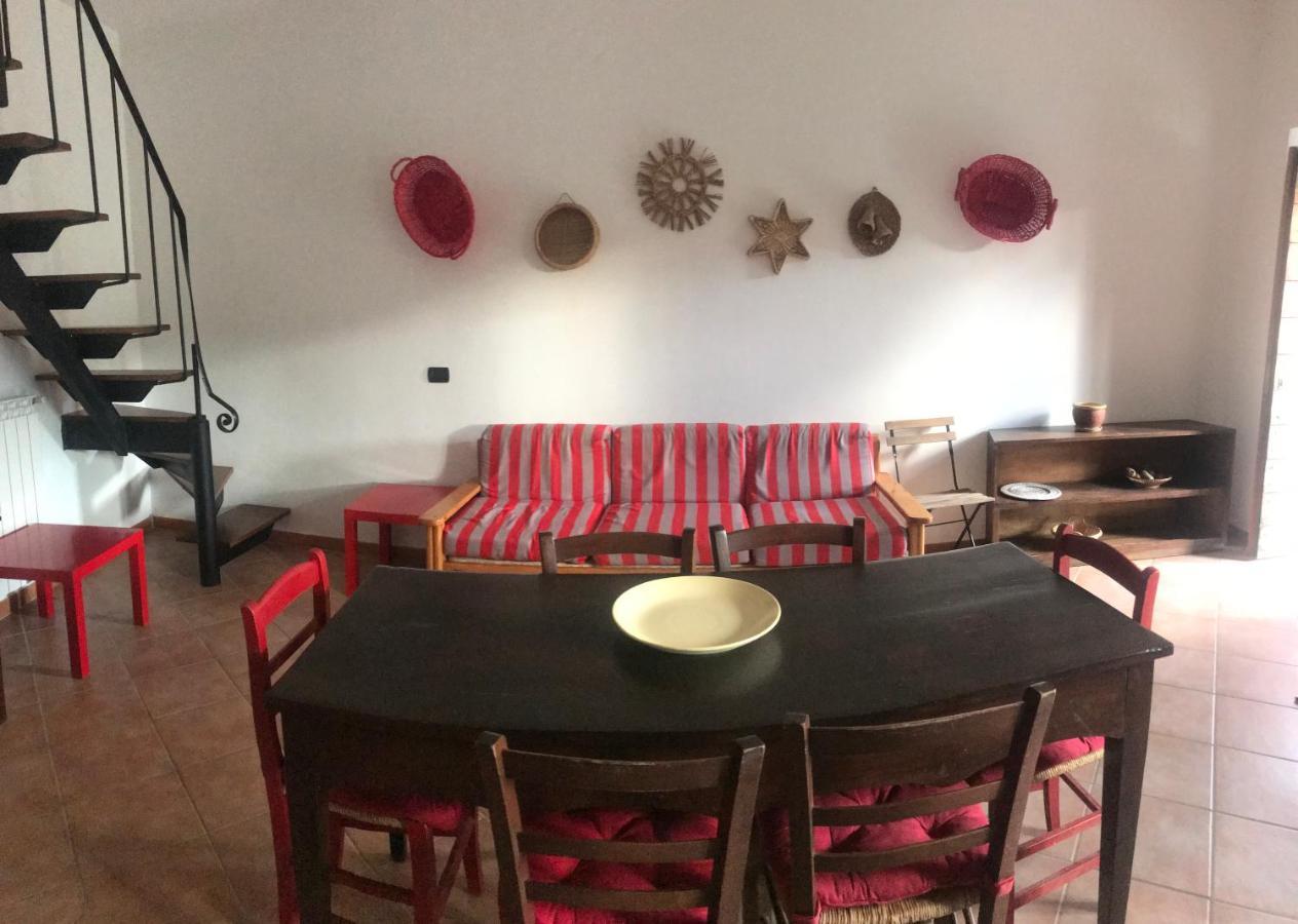 Appartamenti Il Capomandro SantʼAnatolia Exterior foto